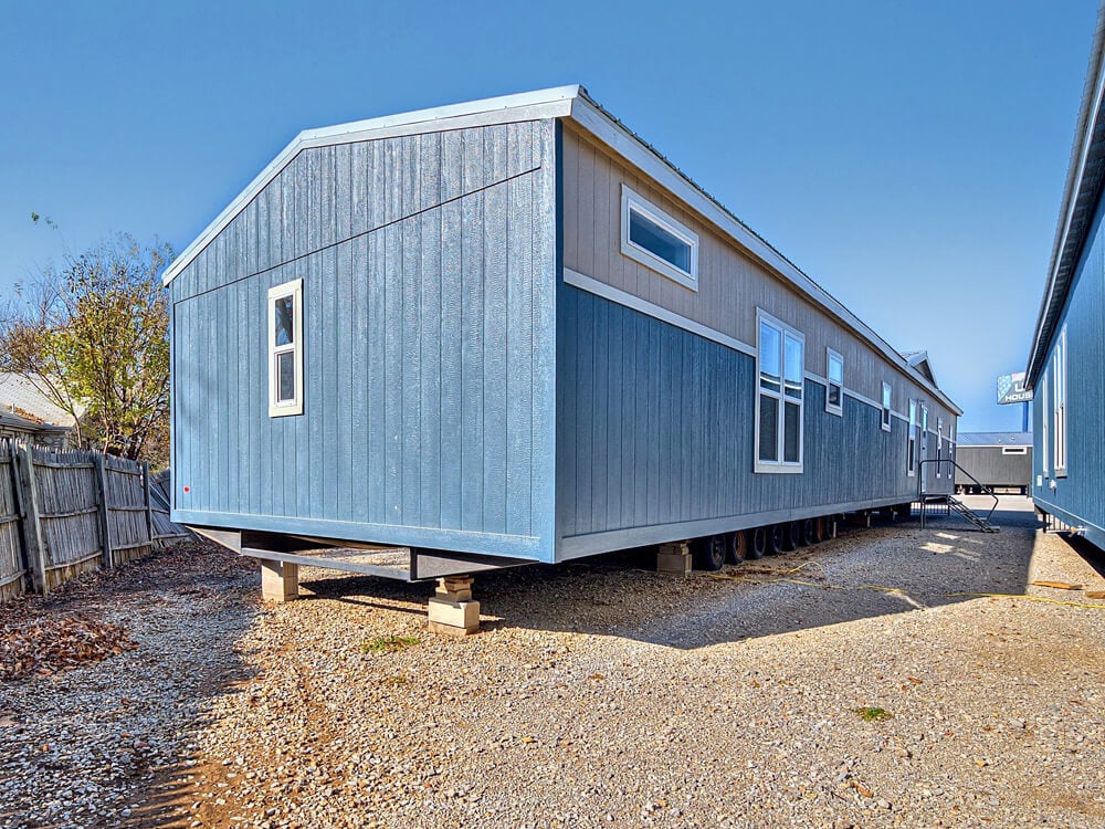 The Big Bo – 18′ x 80′ – 3 bedrooms – 2 bathrooms – 1360 sq ft Exterior of Big Bo Home by New Vision