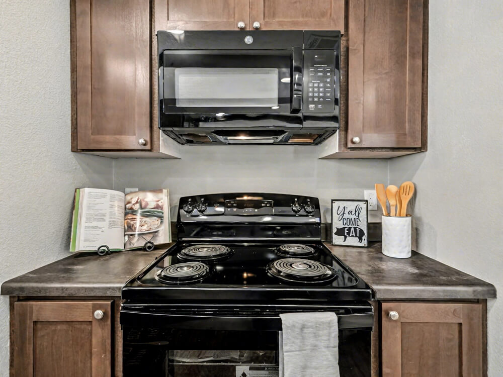 The Declaration by New Vision Manufacturing Cooking area of The Declaration 16′ x 76′ by New Vision Manufacturing