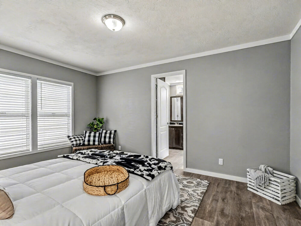 The Declaration by New Vision Manufacturing Master Bedroom of The Declaration 16′ x 76′ by New Vision Manufacturing